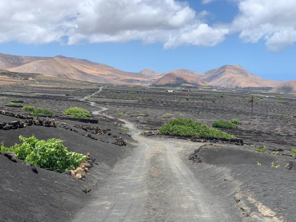 Private Apartment With Mountain And Sea Views, La Asomada, Lanzarote Tias Ngoại thất bức ảnh
